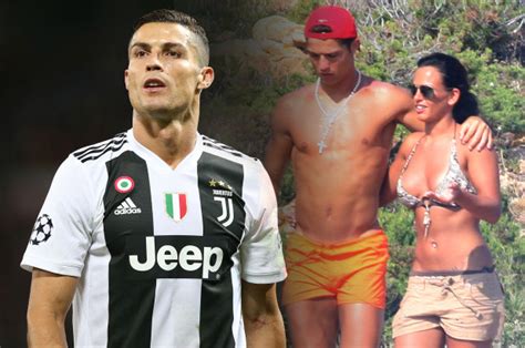 See more of cristiano ronaldo on facebook. Ex-girlfriend ready to defend 'perfect gent' Cristiano Ronaldo