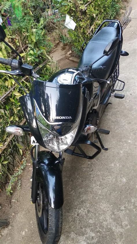 Respected sir, my name raju maurya, i have. Used Honda Cb Unicorn Bike in Thrissur 2016 model, India ...