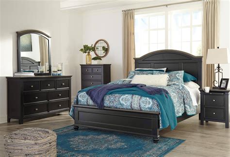 Constructed with select hardwood veneers, hardwood solids and furniture grade resin in a dark casual finish dark colored. Ashley Froshburg B628 King Size Panel Bedroom Set 6pcs in ...