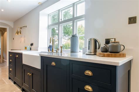 Farrow And Ball Railings Dark Kitchen Made In Kent Perrin And Rowe Tap