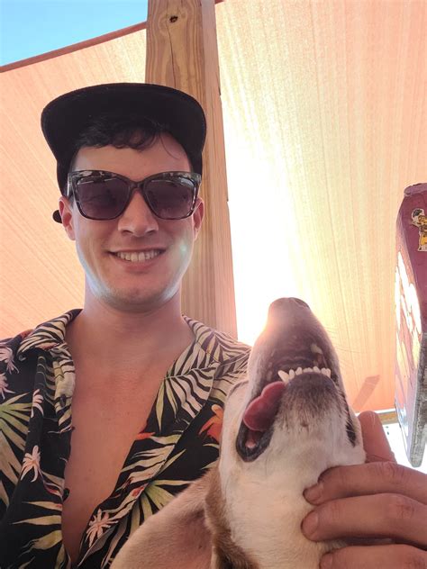 RapidlyFallingTwist🔜 FWA22 on Twitter: "Just a quick reminder to give