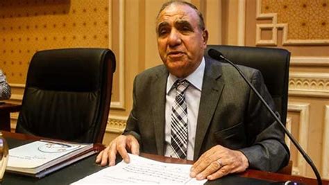 اعتذر الإعلامى تامر أمين عن إهانته لأهالى الصعيد فى برنامجه، وقال فى فيديو صباح اليوم الجمعة: بالفيديو.. وزير التنمية المحلية الجديد: «الصعايدة بييجوا ...