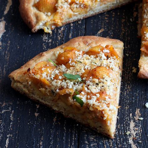 Chipotle Mac And Cheese Pizza With Kamut Wheat Cashew Crust Vegan