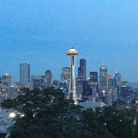 Cool Shot Of The Space Needle Last Night At The View From Kerry Park