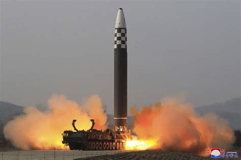 Seoul North Korea Launches 2 Ballistic Missiles Towards Sea Bongotottho