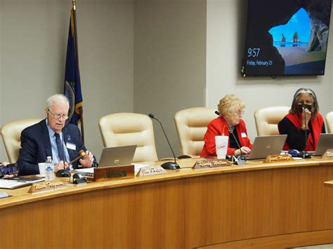 Kansas Board Of Education Unanimously Rejects Resignation Of State