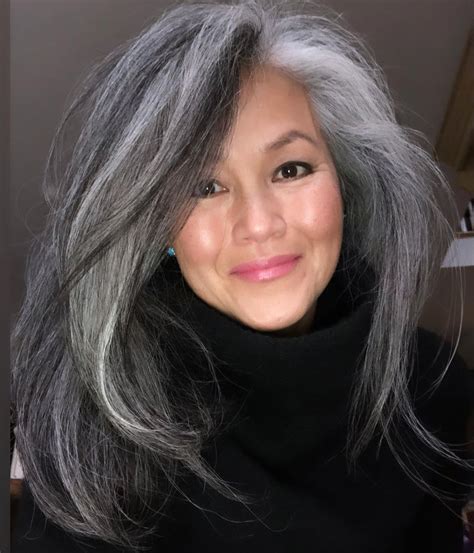 Transitioning To Gray Hair 101 NEW Ways To Go Gray In 2021 Hadviser