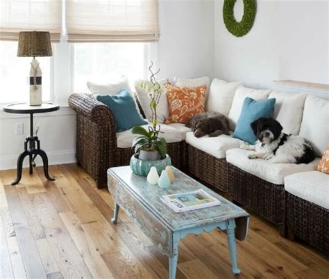 Nautical Home Decor Ideas With Reclaimed Wood Furnishings And Rustic