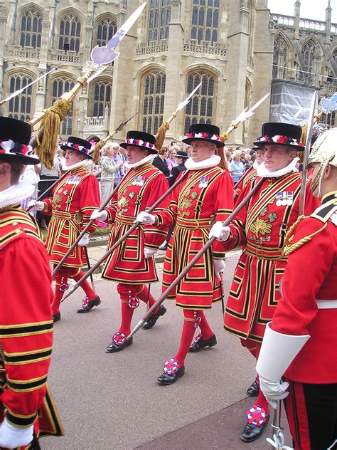 Yeomen Of The Guard Guardians Ceremonial Uniforms Britannica