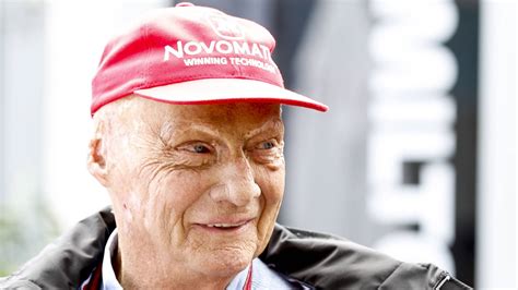 Niki Lauda Erholt Sich Nach Seiner Lungentransplantation Auf Ibiza