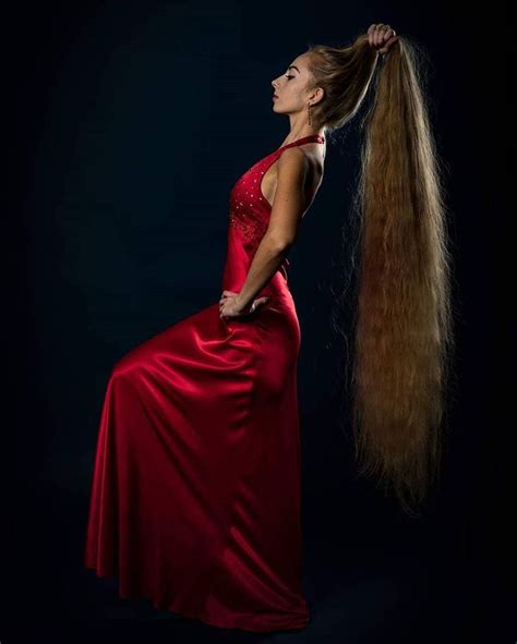 Instagram 上的 Alena Kravchenko： Свято наближається 🎁 Long Hair