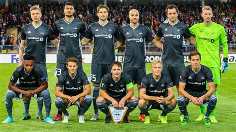 ˈrùːsn̩bɔrɡ) or (especially locally) rbk, is a norwegian professional football club from trondheim that plays in. Rosenborg BK » Kader 2016/2017