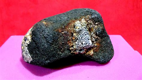 Lunar Meteorite Silica Polymorphs In Lunar Granite Includes Apatite 1