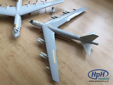 Hph Models Releases New Images Of Massive 148 B 52 Kit