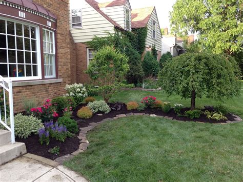 This Informal Suburban Chicago Cottage Garden Installation Turned A