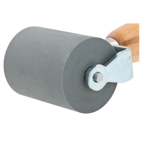 Professional Rubber Roller 2