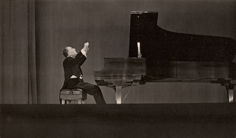 He Made Bugs Bunny A Virtuoso Pianist Jakob Gimpel Modest Man