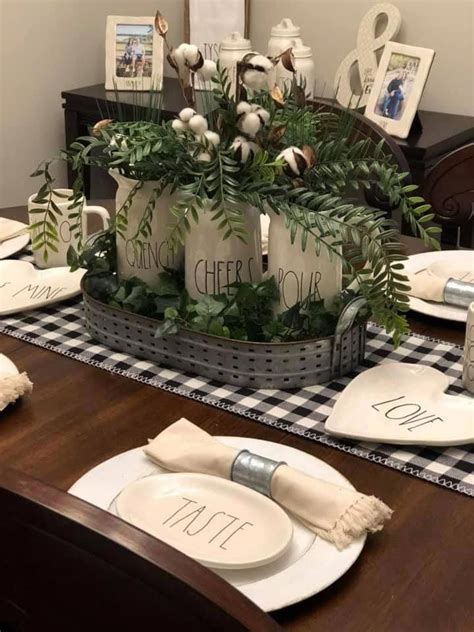 You can decorate your primitive coffee table to give your living room a sunny touch for summer. primitive country decorating designers # ...