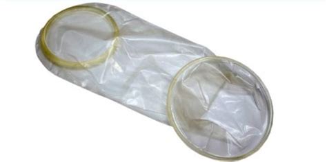 Female Condom How To Insert Into The Vagina For Contraception