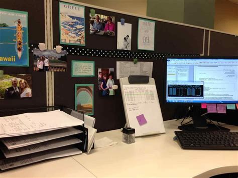 Designate a shelf for décor. Top And Beautiful Small Cubicle Organization Ideas ...