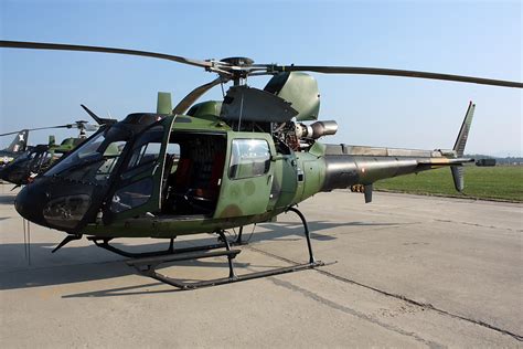 Aérospatiale AS 550C2 Fennec Eurocopter Airbus Helicopters