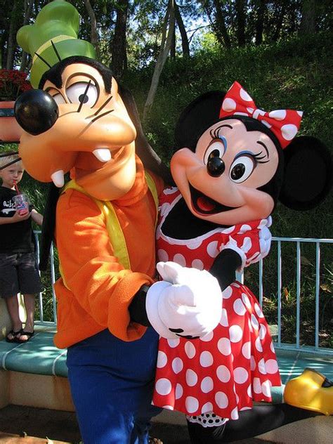 Goofy And Minnie Explored Disney Friends Disney Disney World