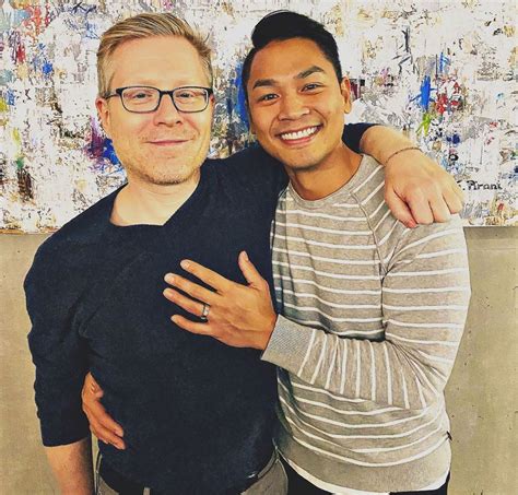 Broadway Star Anthony Rapp Is Engaged To Ken Ithiphol