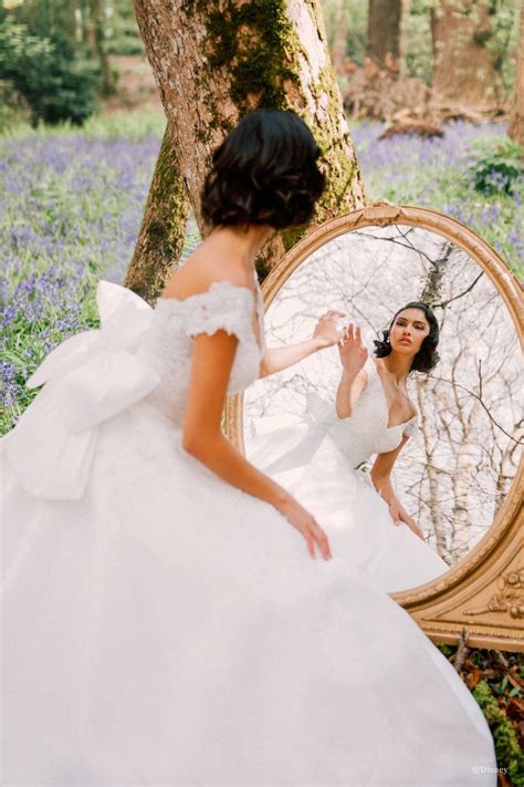 Style Dp255 Snow White Allure Bridals Wedding Picture Poses