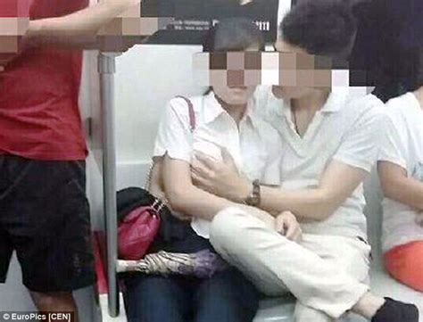 Shenyang Couple Spark Controversy For Public Passion On The Underground
