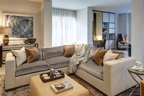 9 Neutral Modern Sofas In Elegant Interiors By Rachel Winham リビングルーム