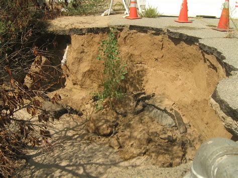 Big Hole In The Road Cyclotourist Flickr