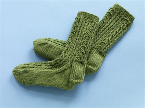 Classic Cable Socks Free Knitting Pattern Knitting Bee