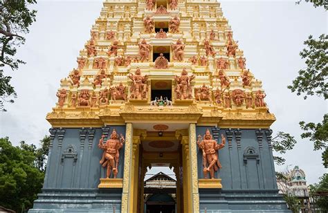 nallur kandaswamy temple attractions in jaffna love sri lanka