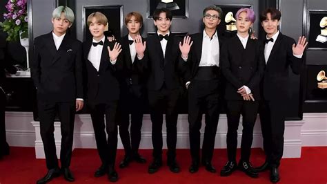 K Pop Band Bts Sold Out Londons Huge Wembley Stadium In Just 90 Minutes