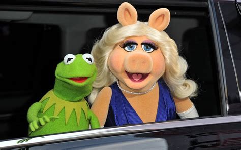 Miss Piggy Kermit The Frog Breakup We Will Be Seeing Other People
