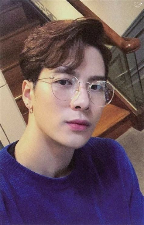 Pin By 𝒍𝒂𝒓𝒂𝒂 On Got7 Got7 Jackson Jackson Wang Selfie Jackson Wang