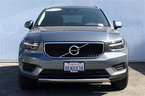 Certified Pre-Owned 2019 Volvo XC40 Momentum 4D Sport Utility in