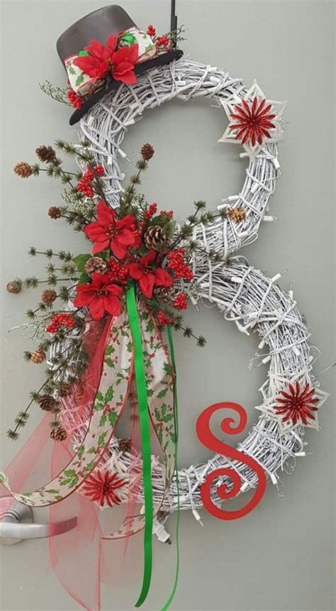 20 Unusual Diy Christmas Wreaths