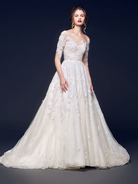 38 Incredibly Romantic And Elegant Wedding Gowns For The Wedding Of