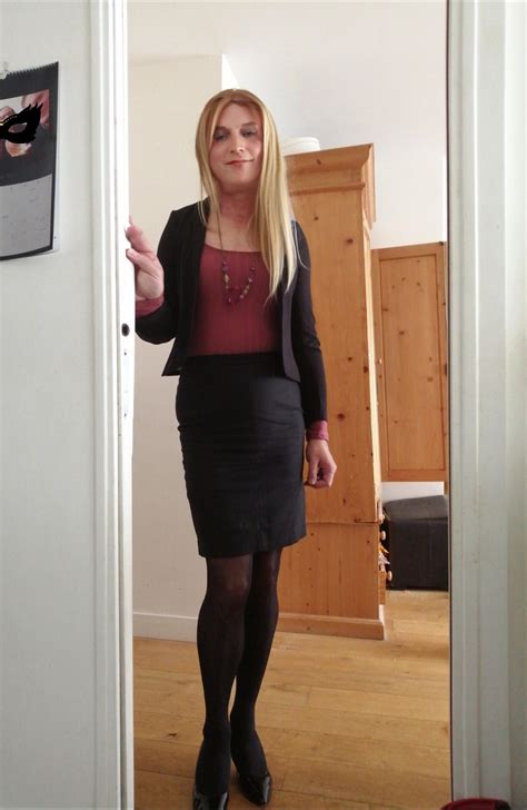 secretary look r crossdressing
