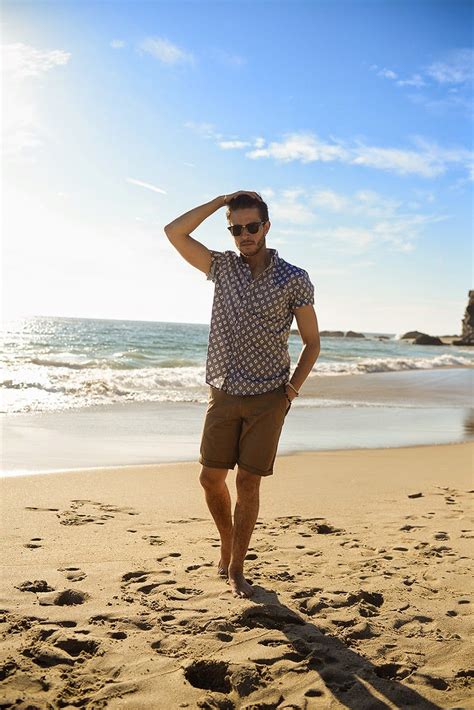 16 cool summer outfit ideas for men