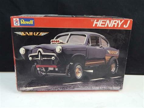 Vintage Revell Henry J Saints Scale Model Classic Car Hot Rod Kit Model Cars Kits Kit