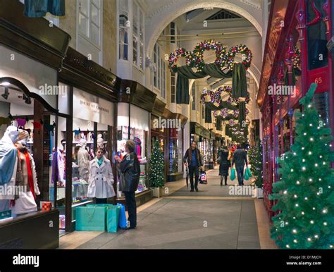 Burlington Arcade London Christmas Hi Res Stock Photography And Images