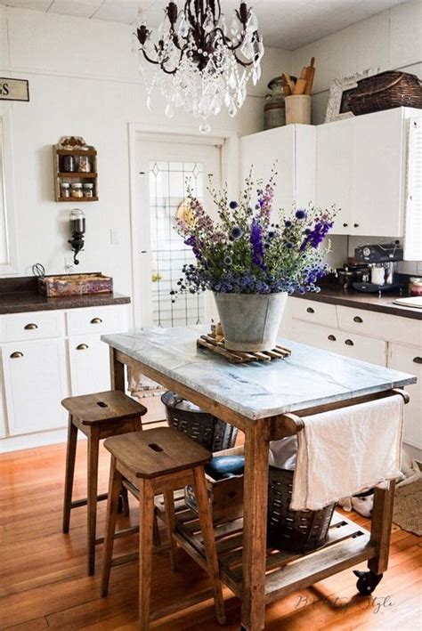 8 Cottage Core Kitchens That Show This Is The Most Popular Kitchen