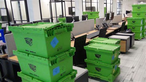 Plastic Moving Boxes For Your Office Rental