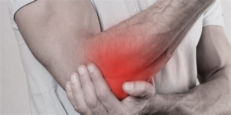 How To Stop Elbow Pain While Lifting Larson Sports And Orthopaedics