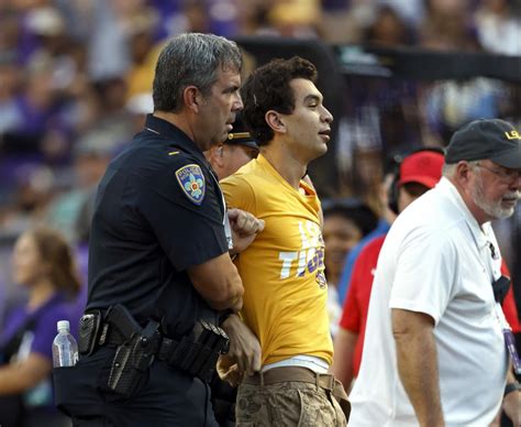 Watch Lsu Fan Casually Strolled On The Field During Game Action On Saturday Night And The