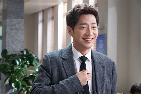 While You Were Sleeping Reveals Lee Sang Yeob S Character Details And Relationship To Lee Jong