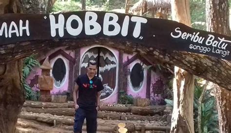 Paraland resort juga cocok bagi kamu. Alamat dan Harga Tiket Masuk Rumah Hobbit Jogja, Destinasi Wisata Baru di Bantul Rasa New ...