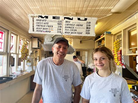 Springfields Maid Rite Sandwich Shop The Prairie Land Buzz Magazine